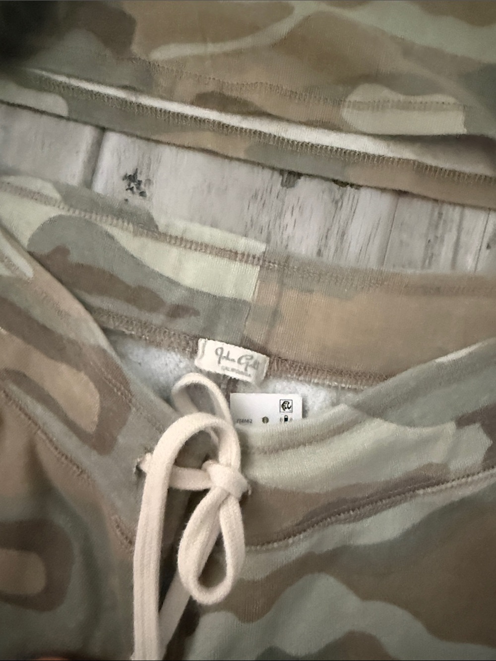 New with tags Brandy Melville camo matching shorts and tank - Picture 2 of 3